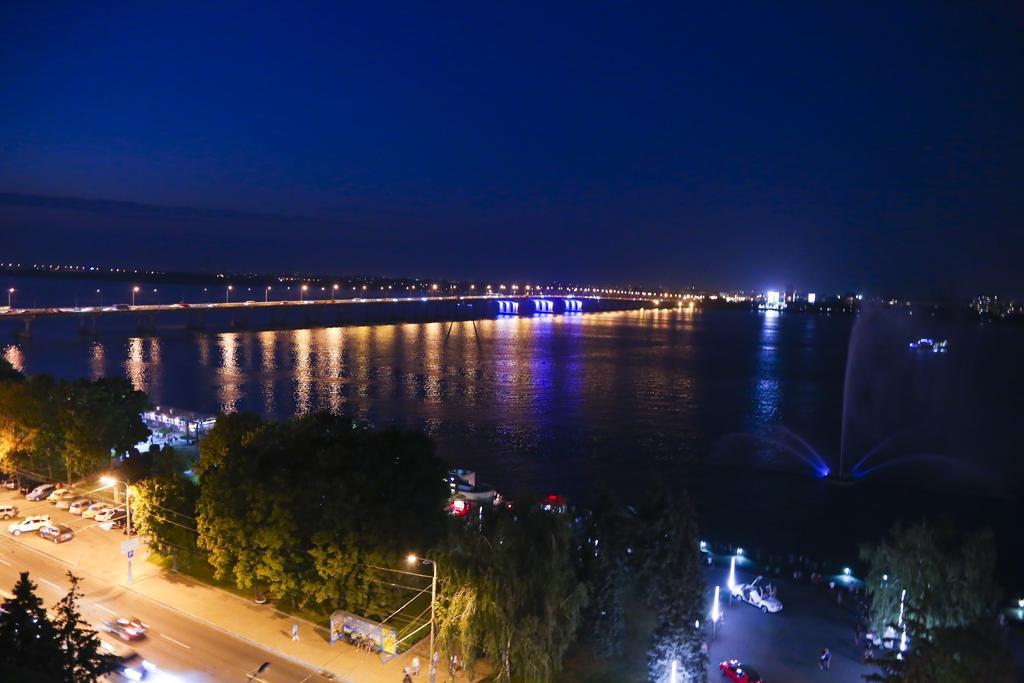 Dnepropetrovsk Hotel Bagian luar foto