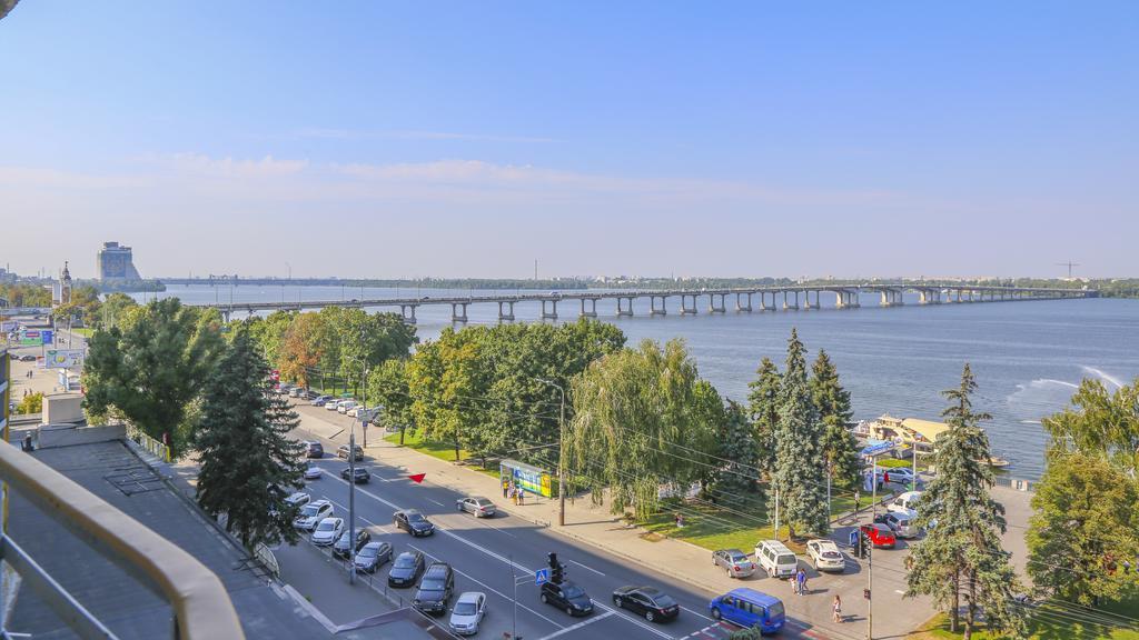 Dnepropetrovsk Hotel Bagian luar foto