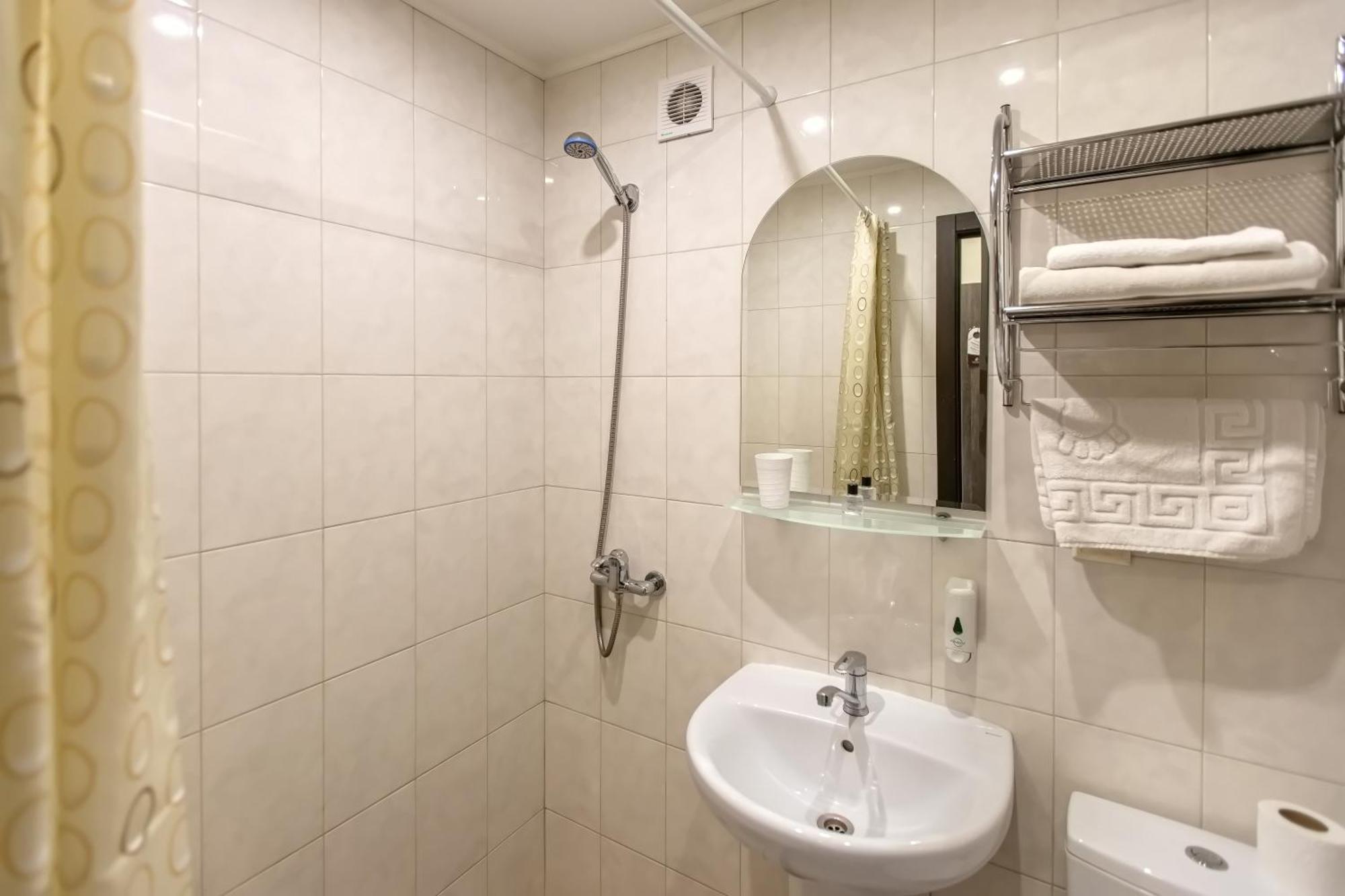 Dnepropetrovsk Hotel Bagian luar foto