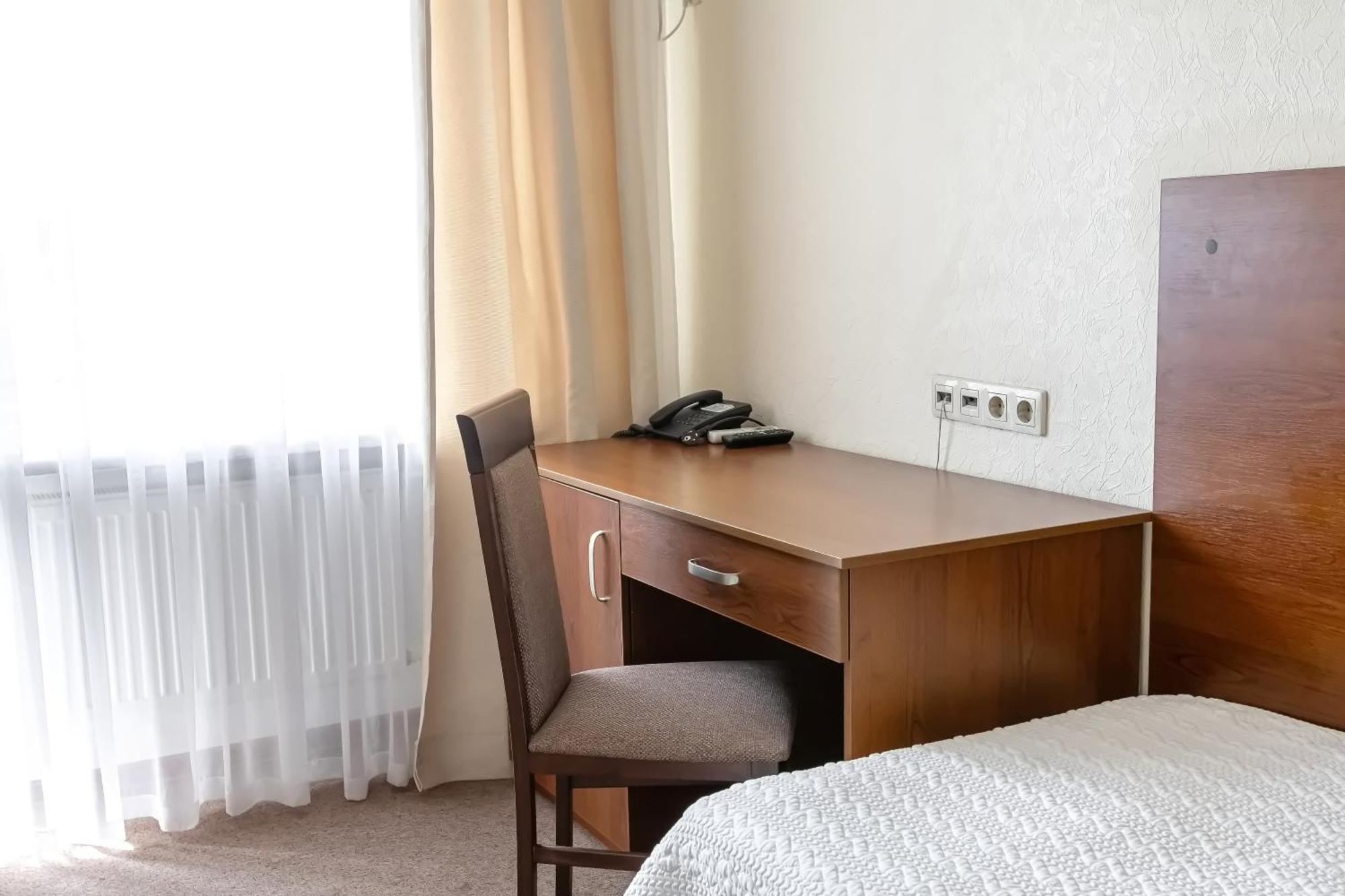 Dnepropetrovsk Hotel Bagian luar foto
