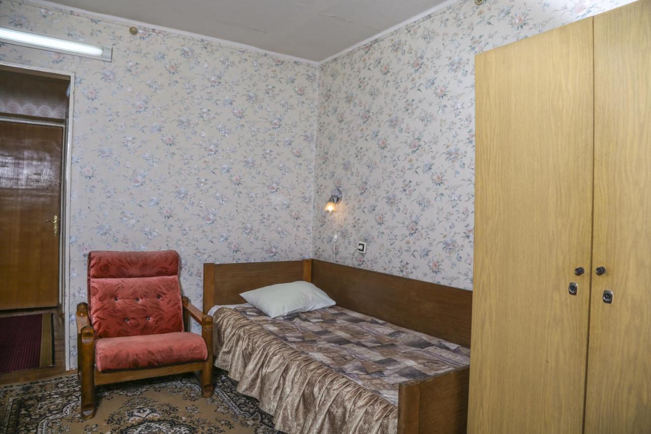 Dnepropetrovsk Hotel Bagian luar foto